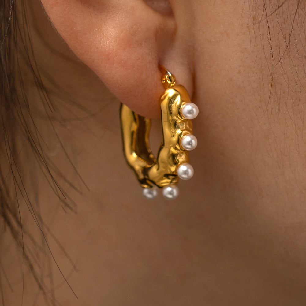 18k gold fashion simple irregular wave texture with geometric pearl design versatile earrings