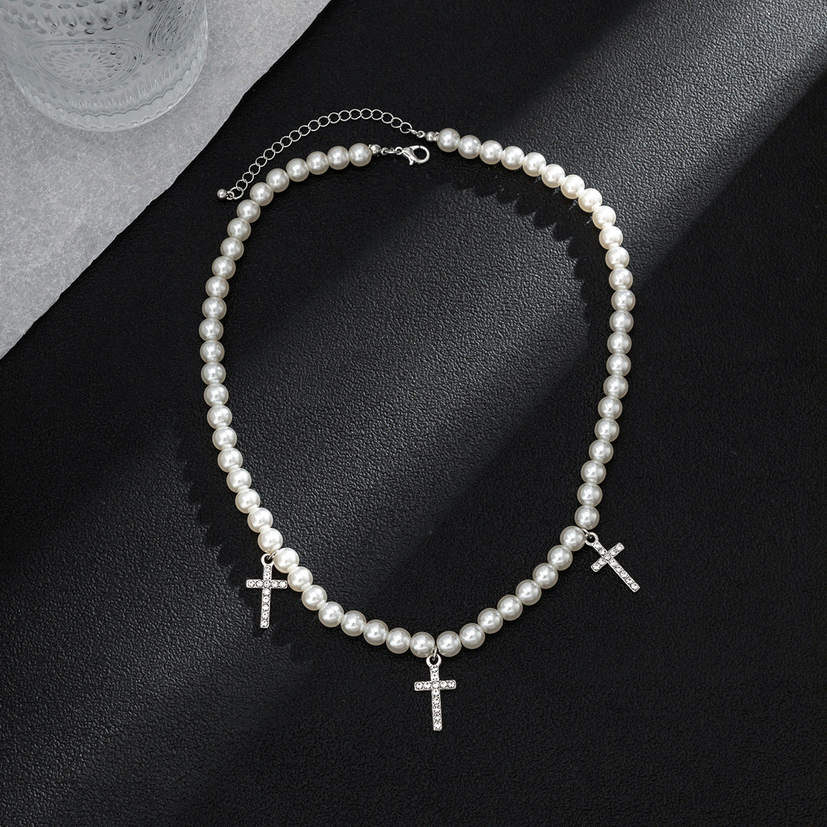 Men Fashion personality cross diamond design with pearl hip-hop necklace