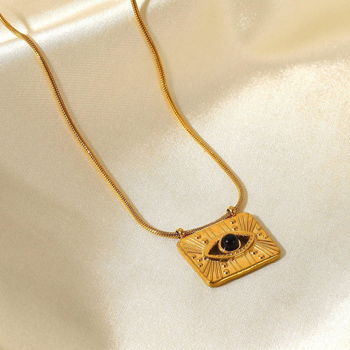 N31.French retro square eye pendant necklace - Elle Royal Jewelry