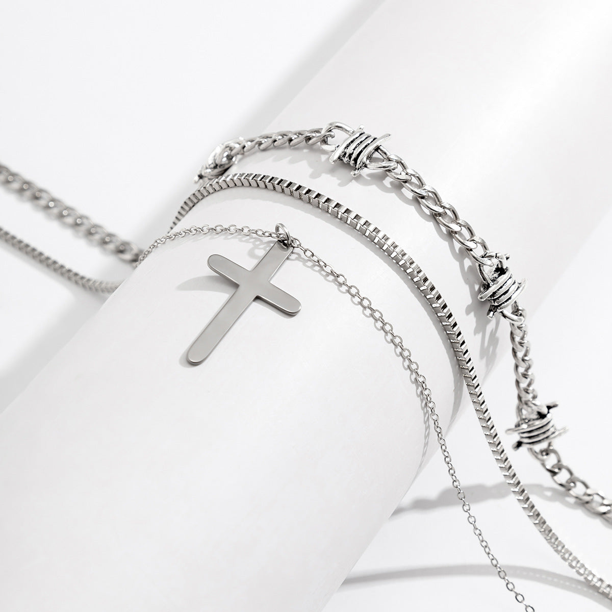 Men Fashionable and simple hip-hop style three-tiered pearl cross design necklace