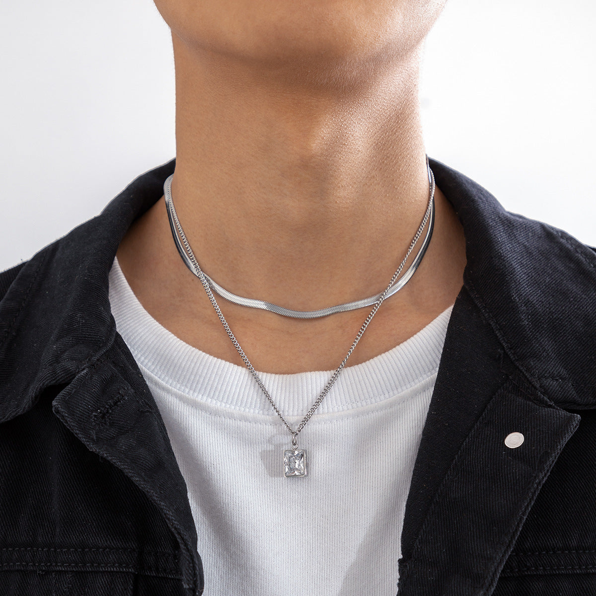 Men Simple fashion with square diamond snake bone chain design light luxury wind necklace