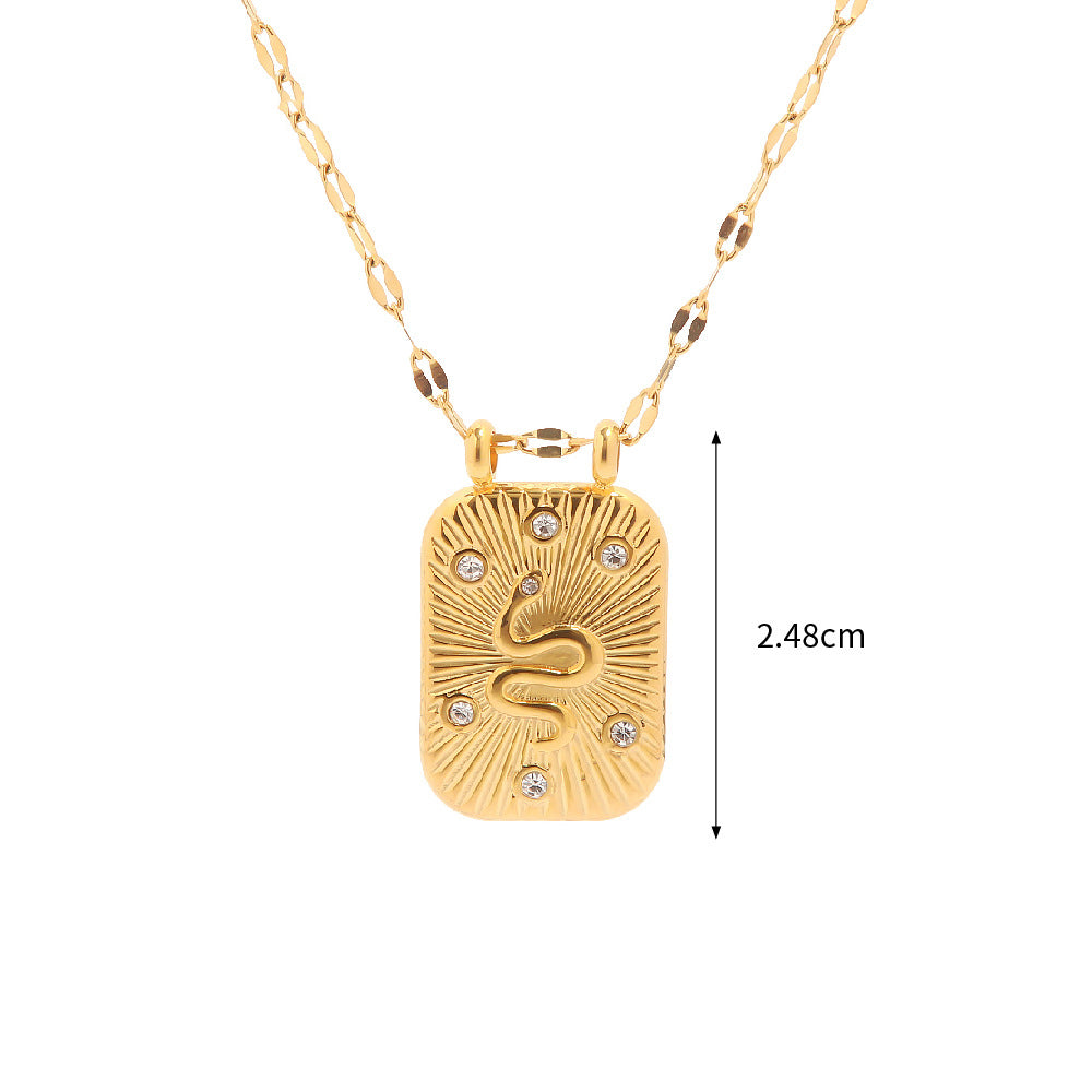 18K Gold Vintage Fashion Square Set Diamond Snake Design Pendant Necklace