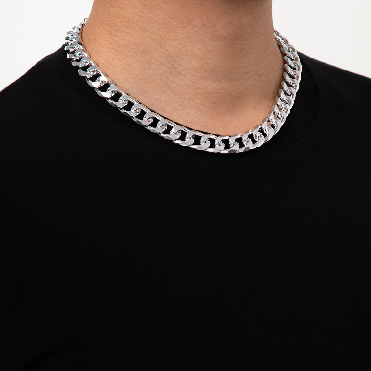 Men Fashion Geometric Snake Bone Chain Design Necklace