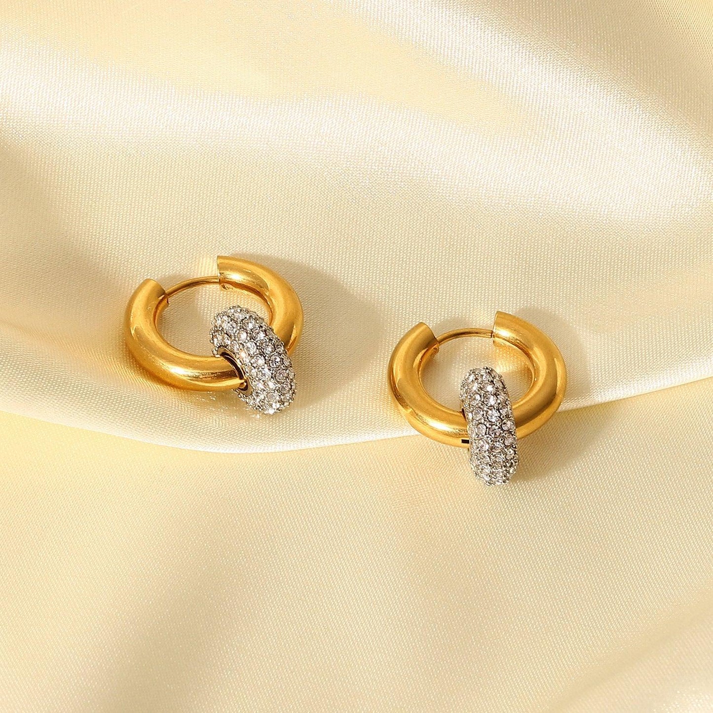 E10.Zircon Hoop Drop Earrings 18K Gold Earrings - Elle Royal Jewelry