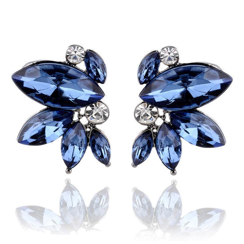 E8.Rhinestone Decor Stud Earrings - Elle Royal Jewelry