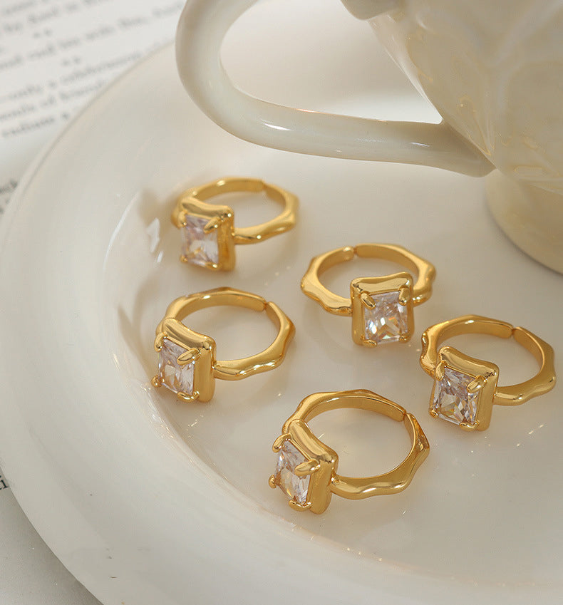 Fashionable and versatile geometric zircon square frame ring