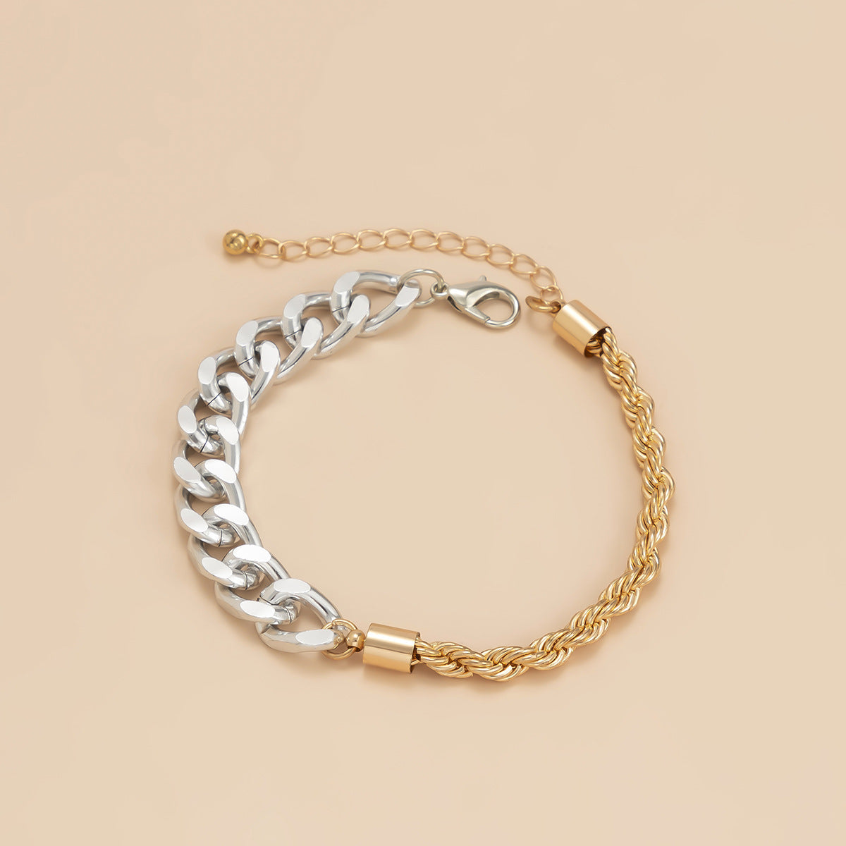 Contrasting two-color adjustable twist chain bracelet