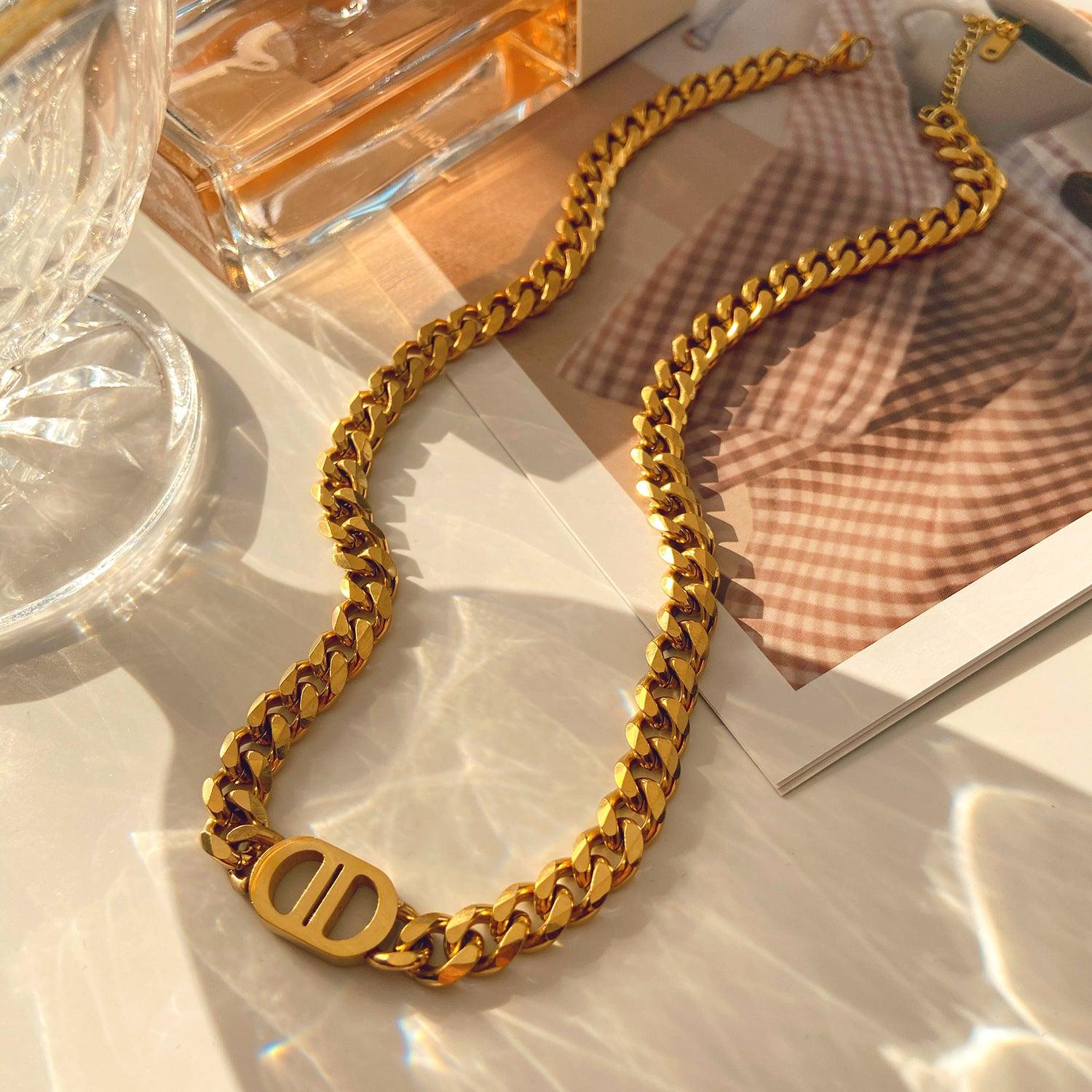 N26.Miami Cuban Chain Necklace - Elle Royal Jewelry