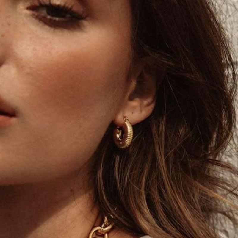 E14.18K gold hoop earrings - Elle Royal Jewelry