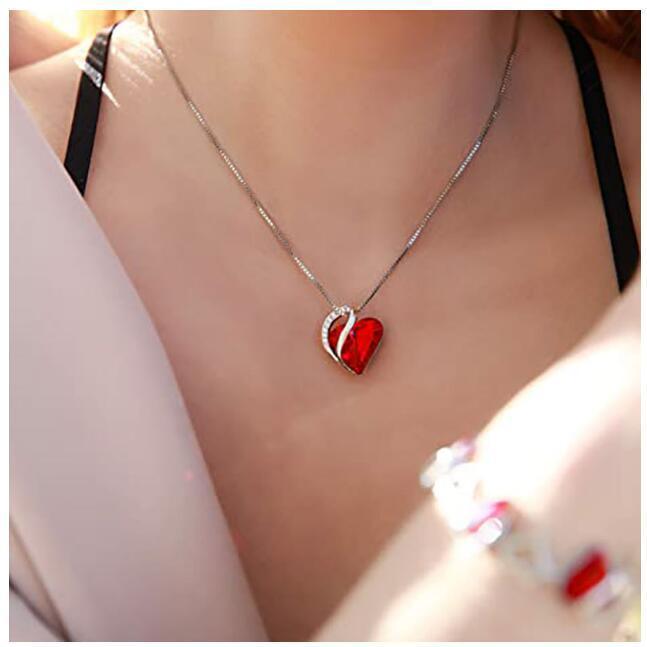 N7.Heart Crystal Clavicle Chain - Elle Royal Jewelry